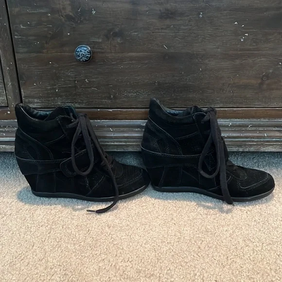 Limited by ASH - Picture 2 of 6